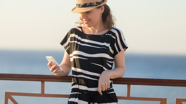 Quel forfait internet choisir pour rester connecté durant votre croisière ?